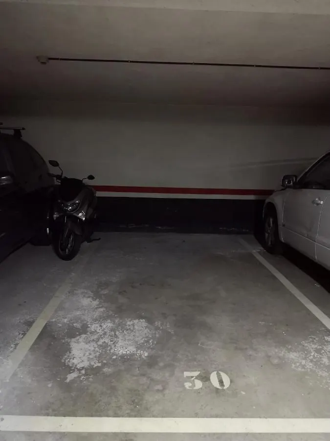 Suite Bilbao Arena Con Plaza De Garaje Séjour chez l'habitant